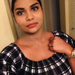 Meet your Posher, Madhuri